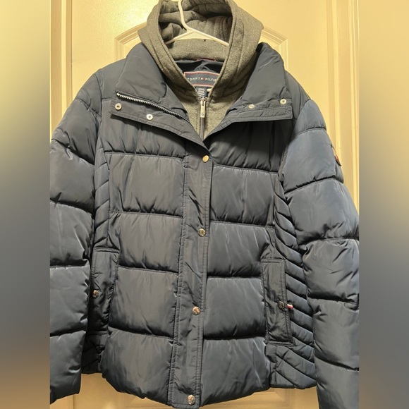 Women’s Tommy Hilfiger Jacket - Picture 2 of 6